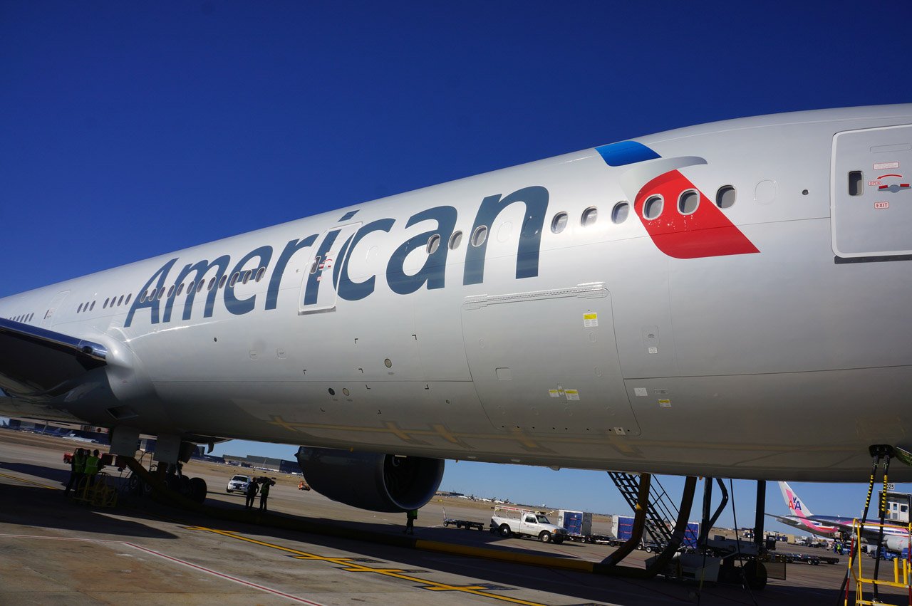 american airlines jet
