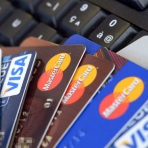 credit cards vs debit cards